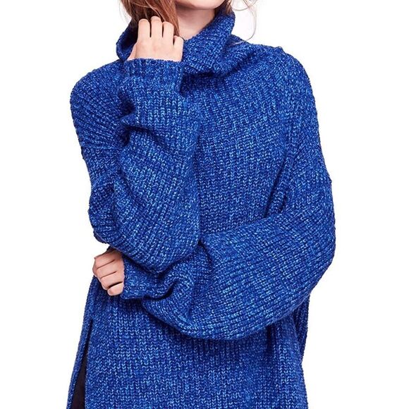 Free People Sweaters - NWT FREE PEOPLE ELEVEN RIBBED KNIT SIDE SLIT TURTLENECK SWEATER